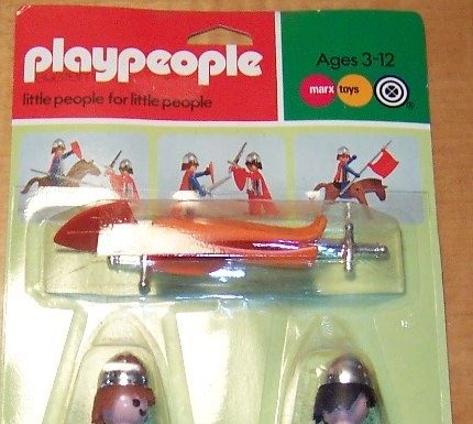 Playmobil Playpeople 1712v1 Caballeros azul y amarillo – Marx Toys Reino Unido 1976 – El Mundo Click Playmobil Playpeople 1712v1 Caballeros azul y amarillo