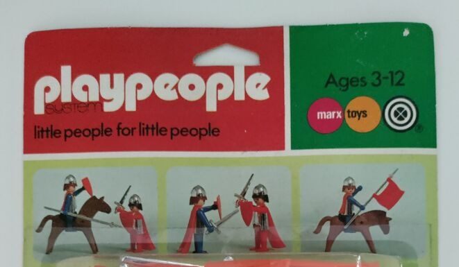 Playmobil Playpeople 1712v4 Caballeros rojo y verde – Marx Toys Reino Unido 1976 – El Mundo Click Playmobil Playpeople 1712v4 Caballeros rojo y verde