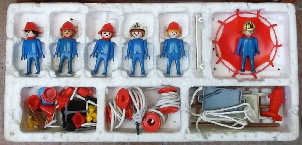 Playmobil Playmobil Playpeople 1750 Superset de bomberos - Marx Toys Reino Unido 1975 - El Mundo Click 2 Playmobil Playpeople 1750 Superset de bomberos